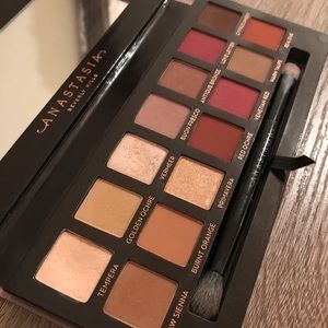 ABH Modern Renaissance Palette - HARDLY USED